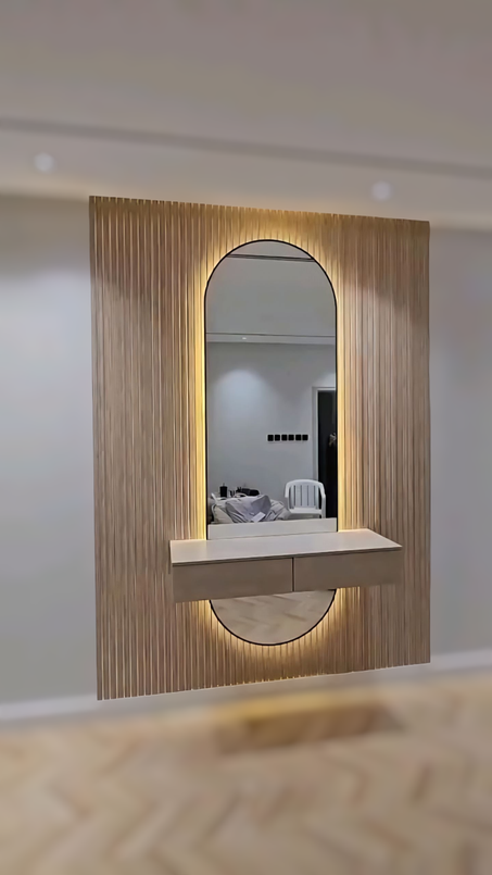 * مرايا مضيئة بتصاميم عصرية: فن وعملية في قطعة واحدة.  * حلول الإضاءة والديكور المتكاملة: مرايا LED مع وحدات تخزين