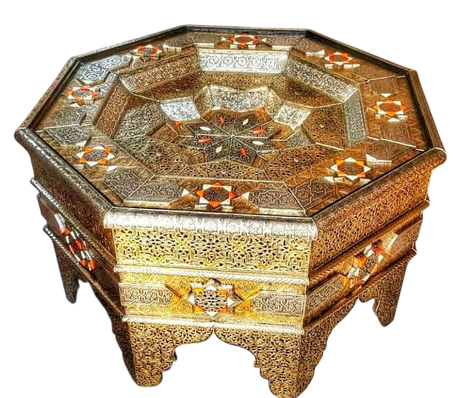 لمسة من التاريخ، أناقة معاصرة: يجمع بين عراقة الطراز القديم وتلائمه مع الديكور الحديث.