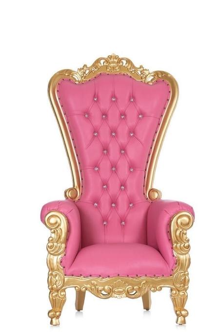 كرسي العرش الوردي: فخامة وجاذبية ملكية