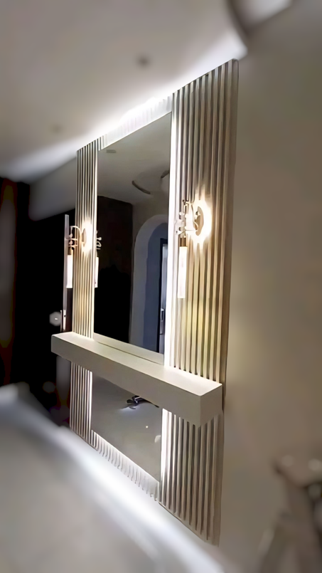 * مرايا مضيئة بتصاميم عصرية: فن وعملية في قطعة واحدة.  * حلول الإضاءة والديكور المتكاملة: مرايا LED مع وحدات تخزين