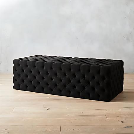 ​مسند قدم أو مقعد عثماني من المخمل الأسود الأنيق