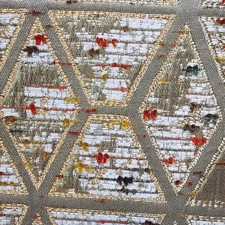 ​طلامط جاكار فاخرة: نسيج المعين المذهب (Royal Diamond) بخيوط اللوركس اللامعة. (copy)