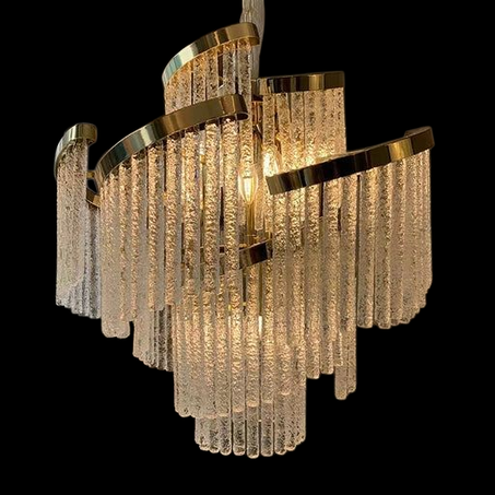 فخامة لا تنطفئ: ثريا "أرورا" الكريستالية