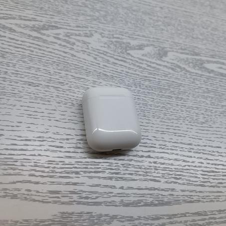 Airpods 2 disinfettate in buone condizioni