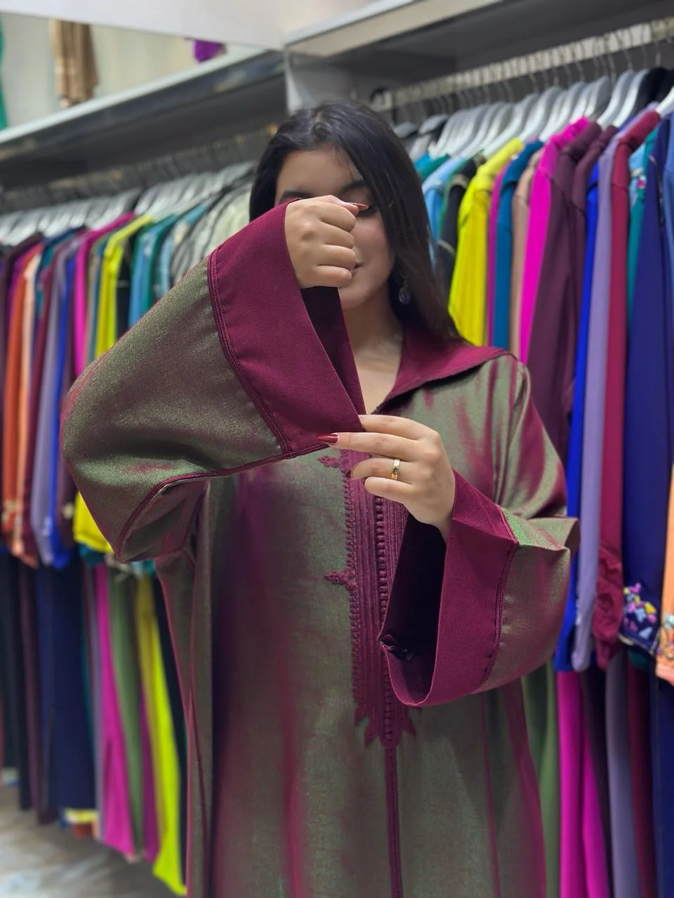 جلابة مليفة 2 فاص بوردو بالأخضر  بالزواق المعلم  فصالة عادية