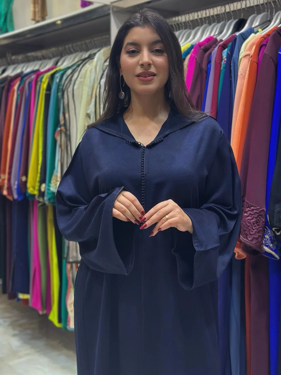 جلابة مليفة  فصالة مخزنية بالخراط الخياطة البرشمان