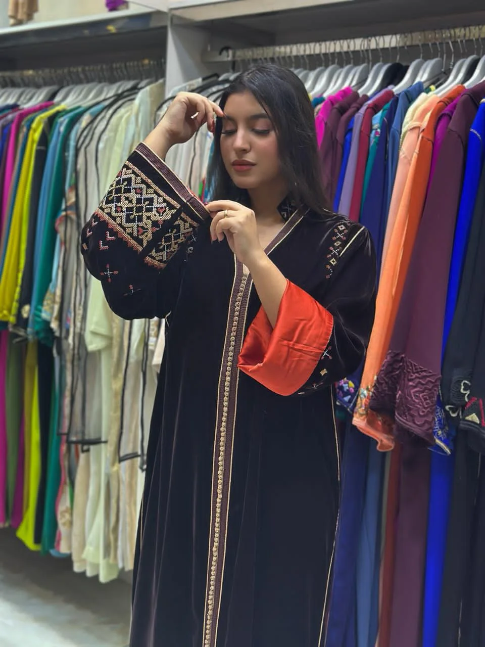 قفطان موبرا فصالة عادية بالطرز والسيفيفة والعقاد + الدوبلور فالكمام