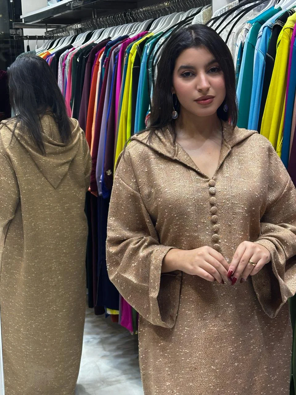 جلابة ثوب بوكليت. bouclette فصالة جبلية بالجياب