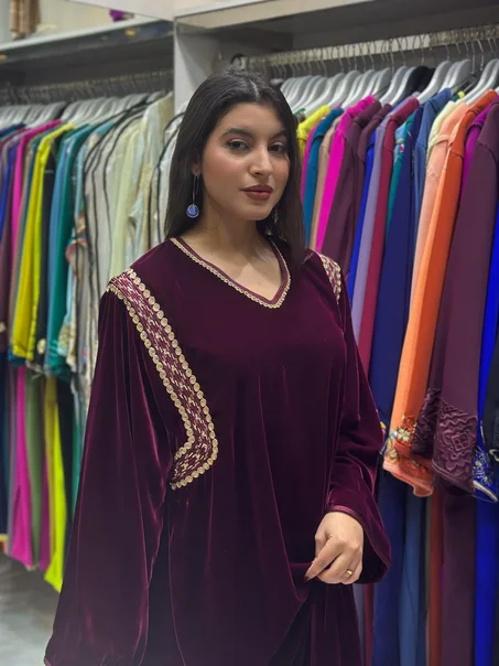 قفطان بلا حزام موبرا بوردو بالسفيفة و 4 فيل فصالة مخزنية