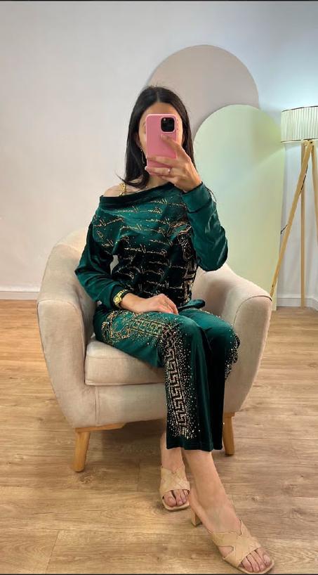 Pyjama existe en 3 couleur noir vert olivie et vert rotana