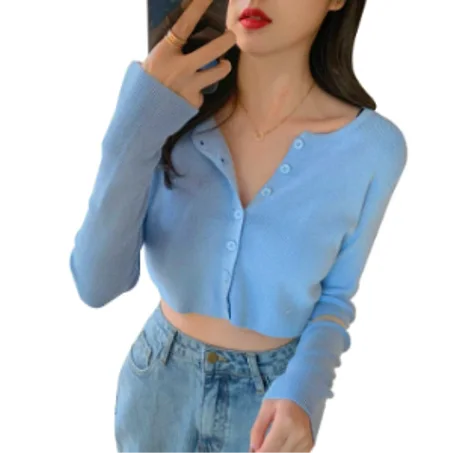 أزياء نسائية