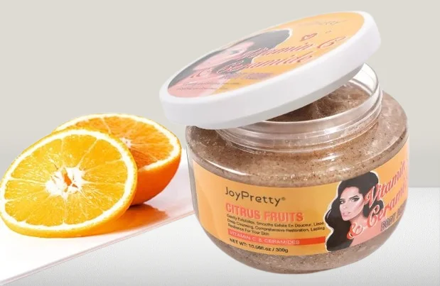 غسول فيتامين C لتفتيح وتنقية البشرة – تنظيف عميق وترطيب فائق