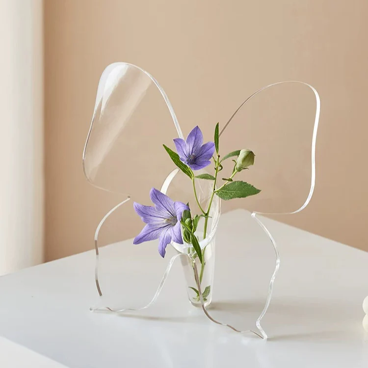 🦋 Vase Papillon Transparent en Acrylique – Une Touche d'Élégance pour Votre Intérieur