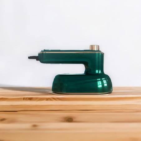 مكواة البخار المحمولة