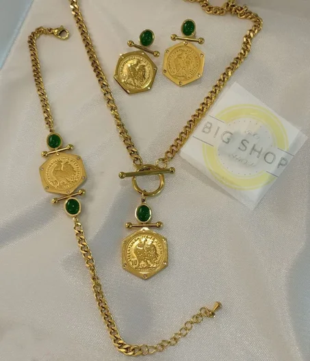 plaqué or élégante