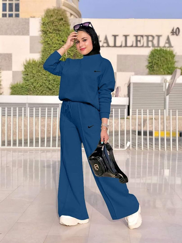 ملابس نسائية