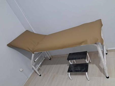 Alése table d'examen standrd en skai