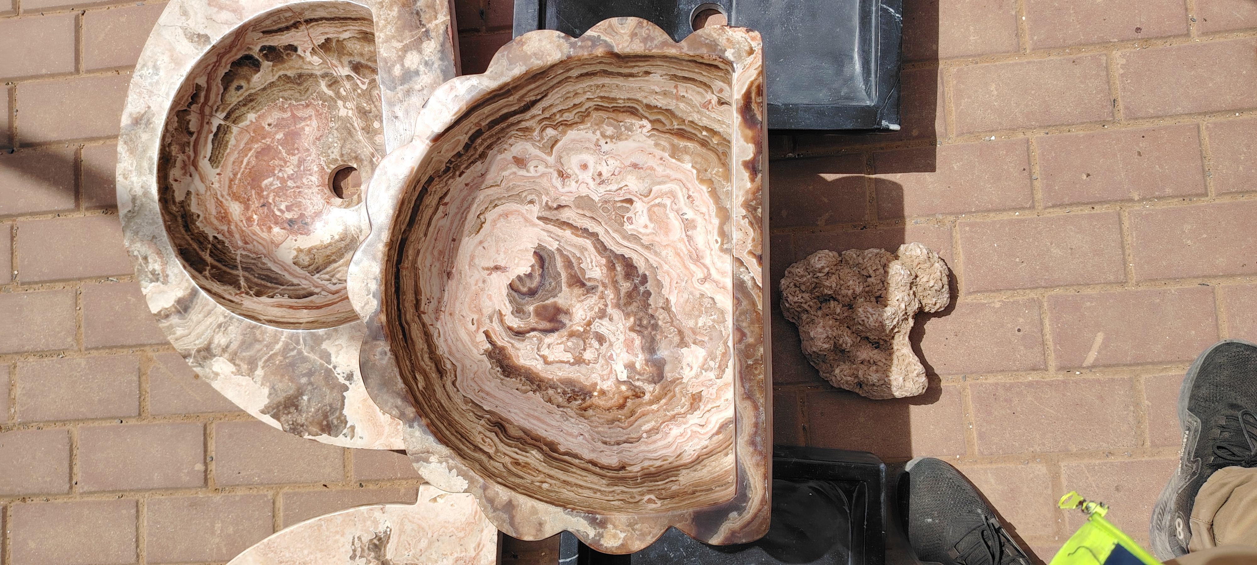 Brème de Luxe en Onyx – Un Art Minéral Unique