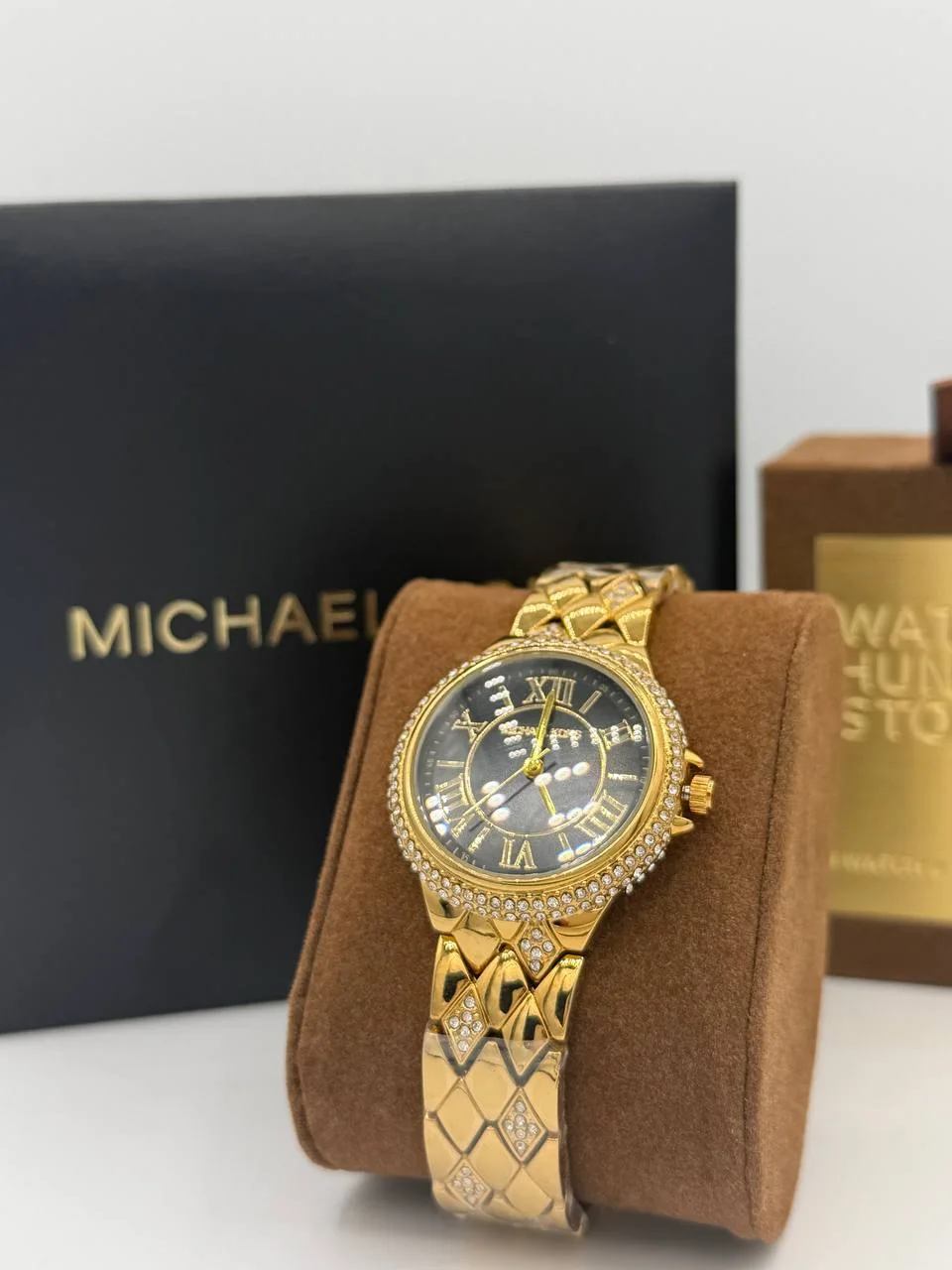ساعة micheal kors نسائية