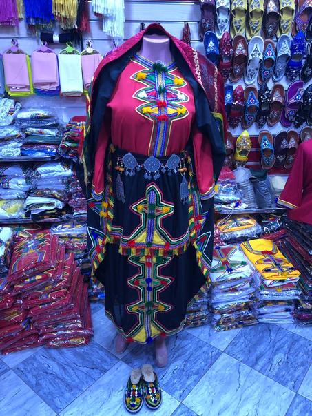 لبسة كلينتون