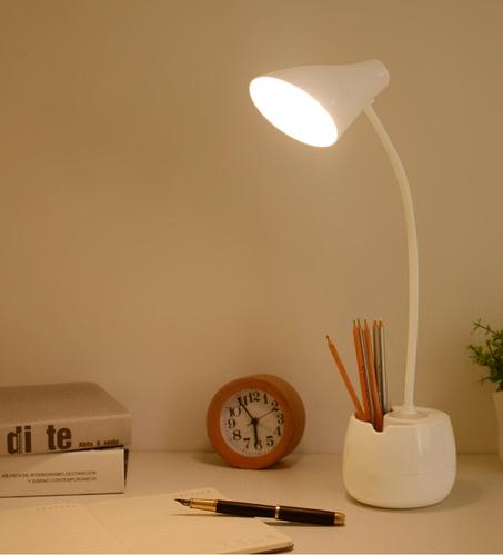 مصباح مكتبي عصري متعدد الاستخدامات 3 في 1