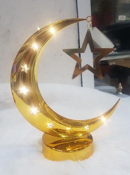 هلال بضوء ال LED لزينة الشهر الفضيل