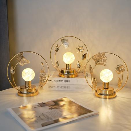 الفانوس الذهبي ثلاثة بثمن واحد