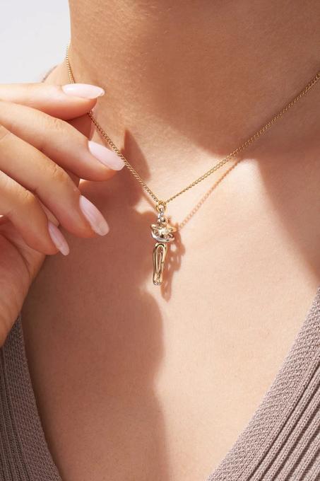 COLLIER CALIN