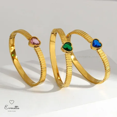 Une bracelet Très chic en acier inoxydable ✨