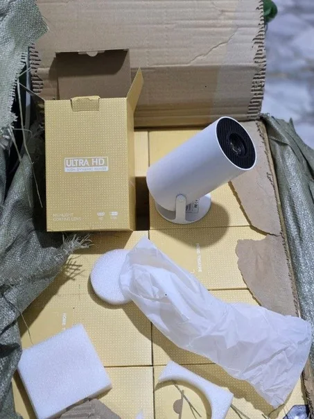 PROJECTEUR TRES BONNE QUALITE