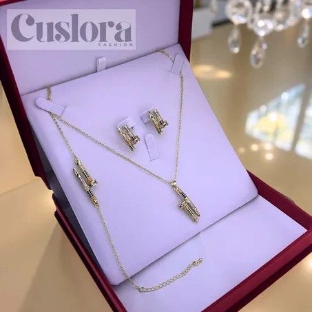 Parure Élégance Royale – Le cadeau qui illumine chaque femme ✨