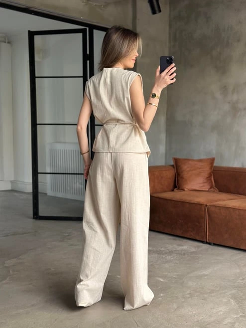 Ensemble en lin beige
