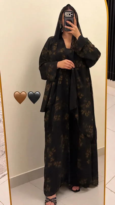عبايات إماراتية فاخرة