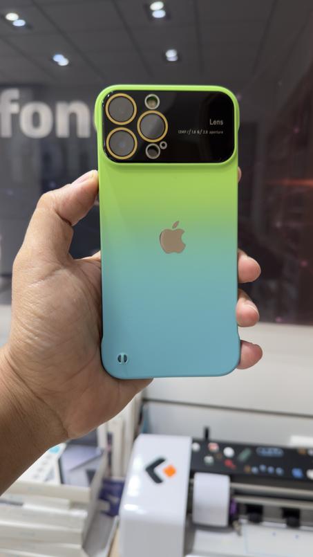 Coque Multicolor Big Window avec protection Camera