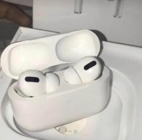 AIRPODS