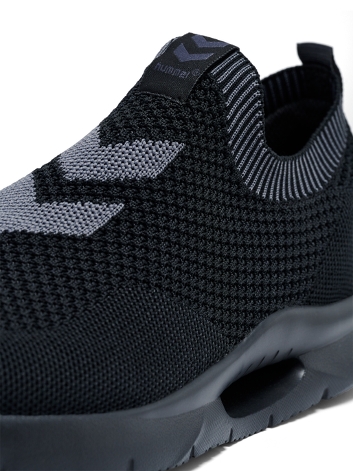 Hummel Tatum Seamless Black – Slip-On Knit Sneaker | M-Square Algeria