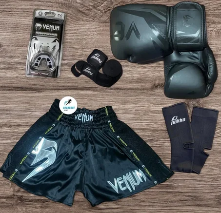 PACK NOIR : GANTS VENUM + SHORT VENUM + PROTEGE DENTS + BANDE POIGNET + BANDE CHEVILLE