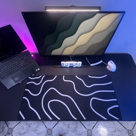 Mousepad BLACK with White lines