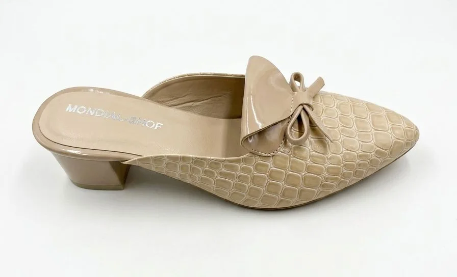 beige
