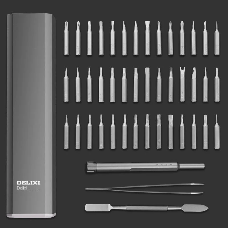 مفك البراغي العالمي