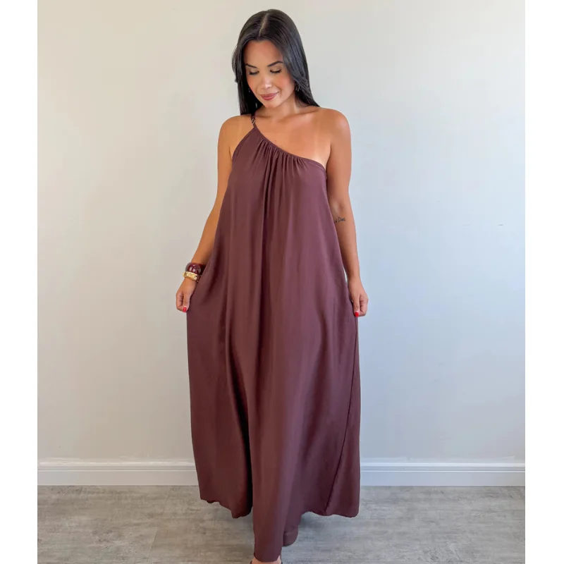 Robe Longue Asymétrique Élégance