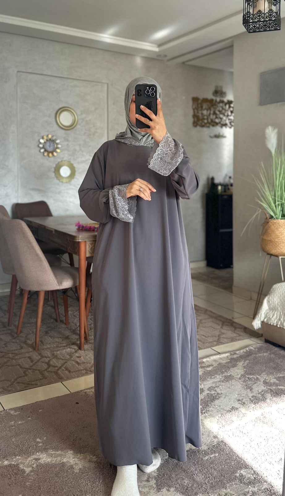 رمادي