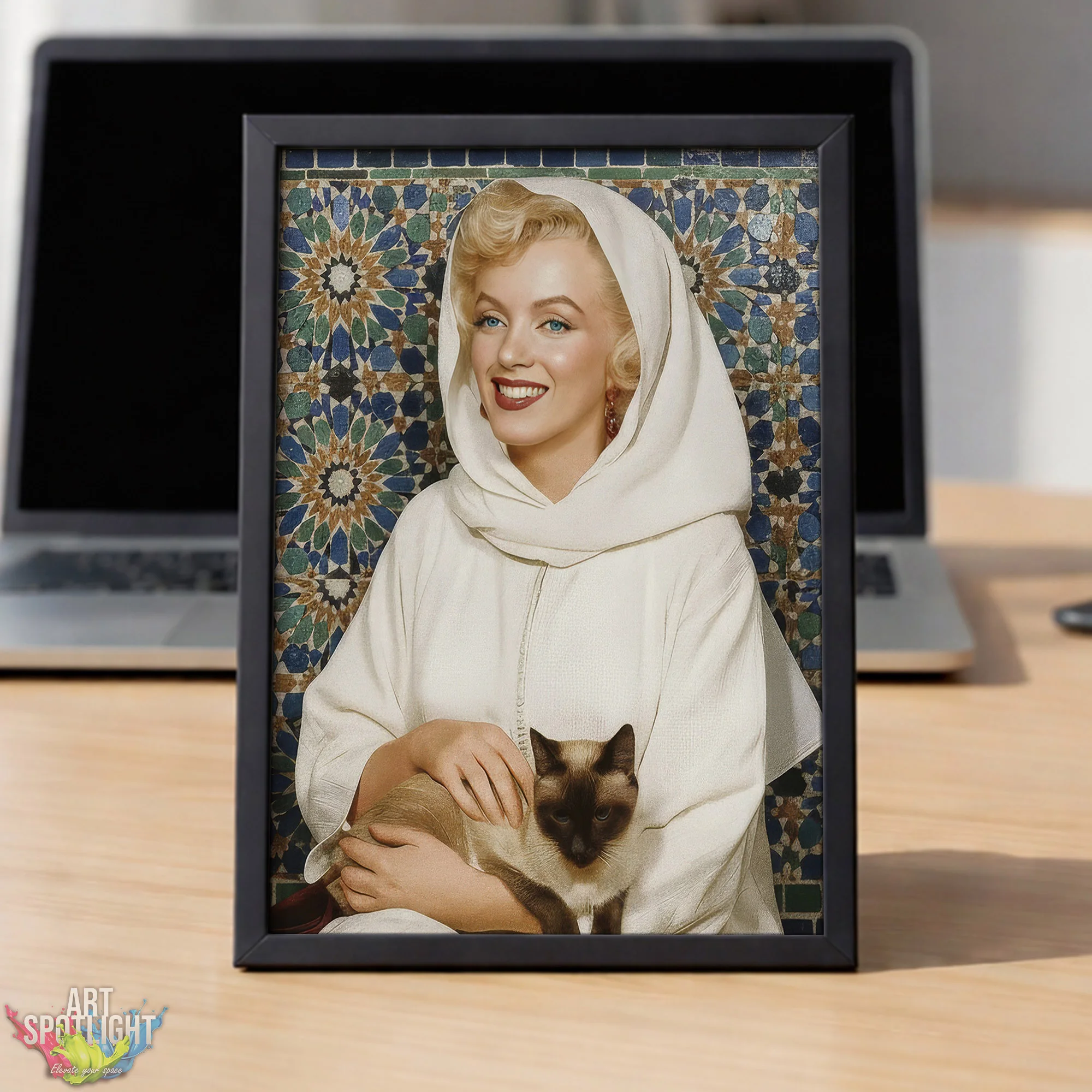 MARILYN MONROE en tenue marocaine