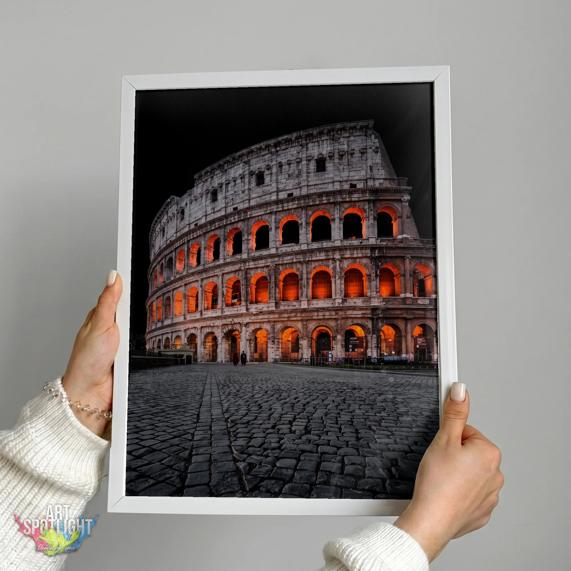 COLOSSEUM ROME AT NIGHT