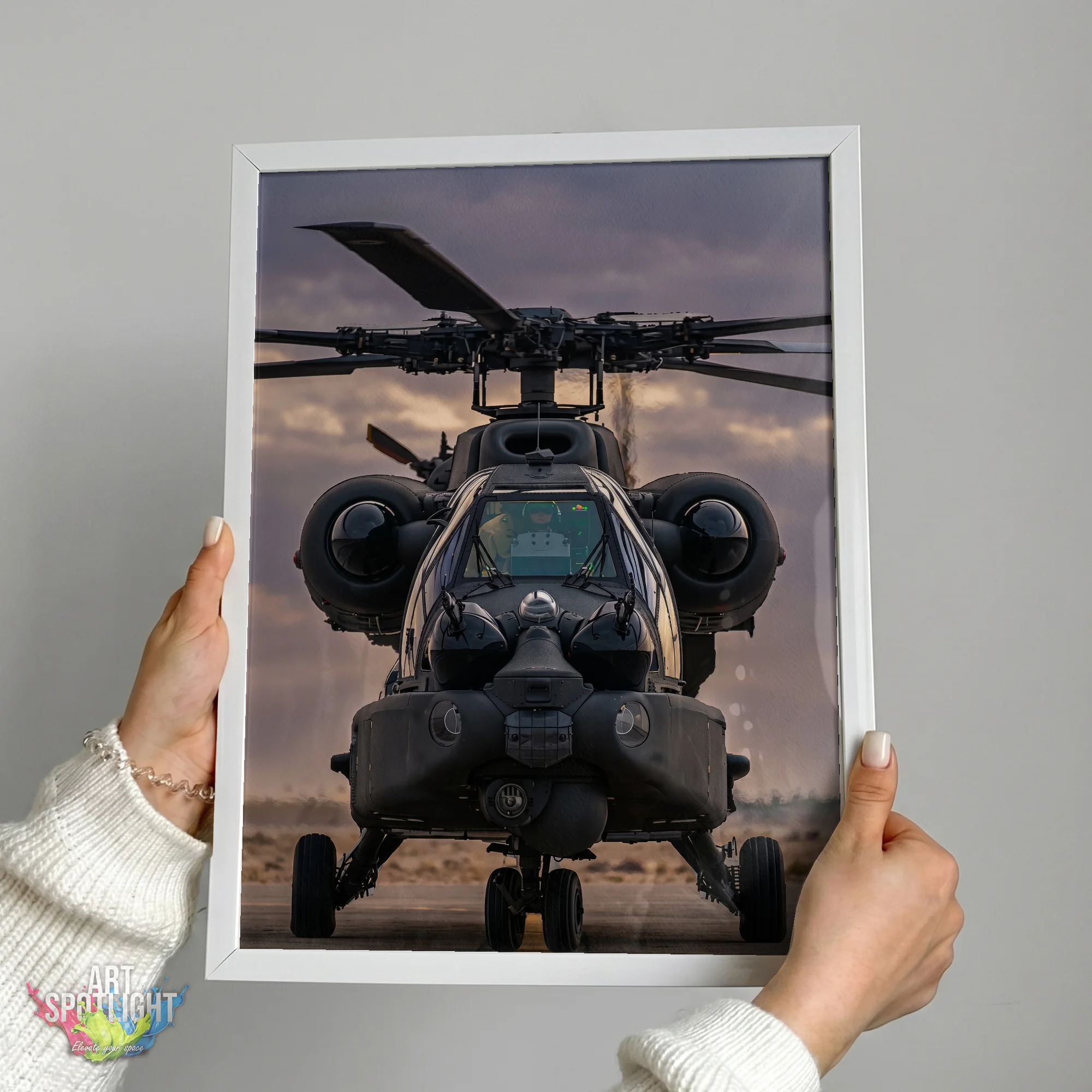 AH-64 APACHE FRONT VIEW