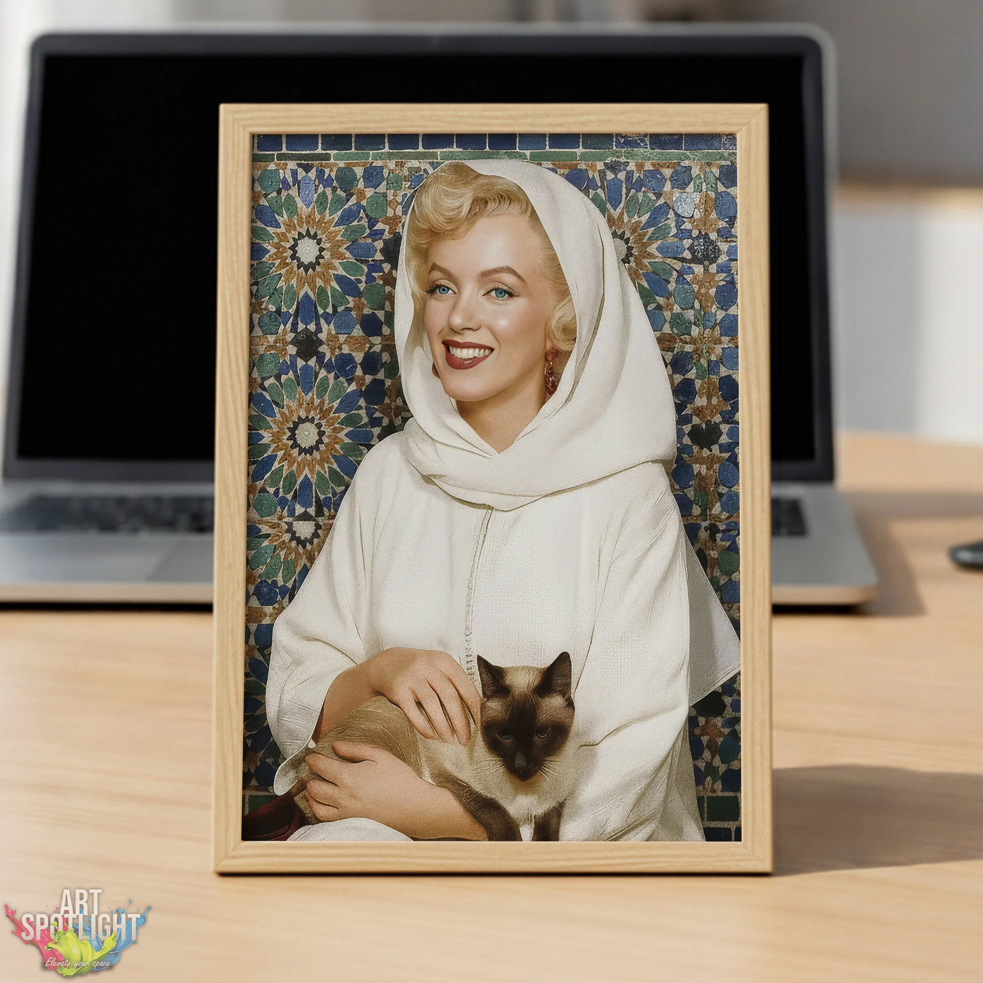 MARILYN MONROE en tenue marocaine