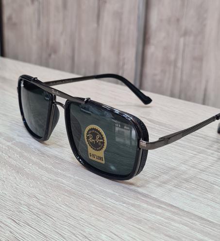 نظارات زجاج من الفخامة وإطار من الذوق وضوح لا يُقارن، بتصميم يُبهِر