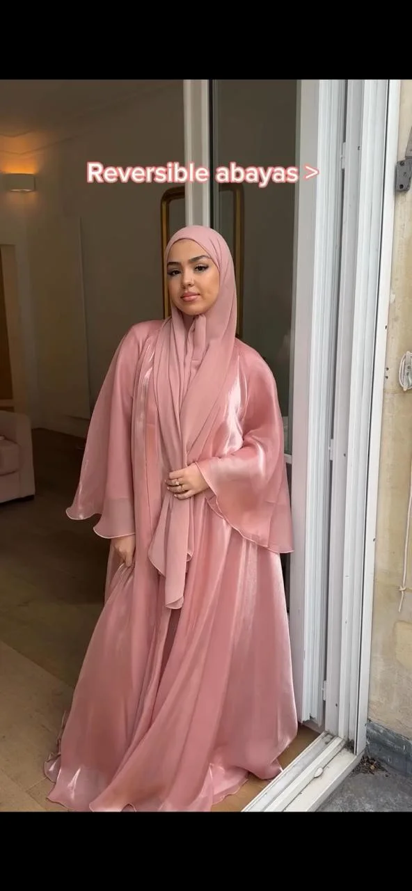 فستان الأناقة الساتاني