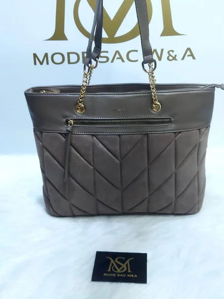 حقيبة يد انيقة للنساء