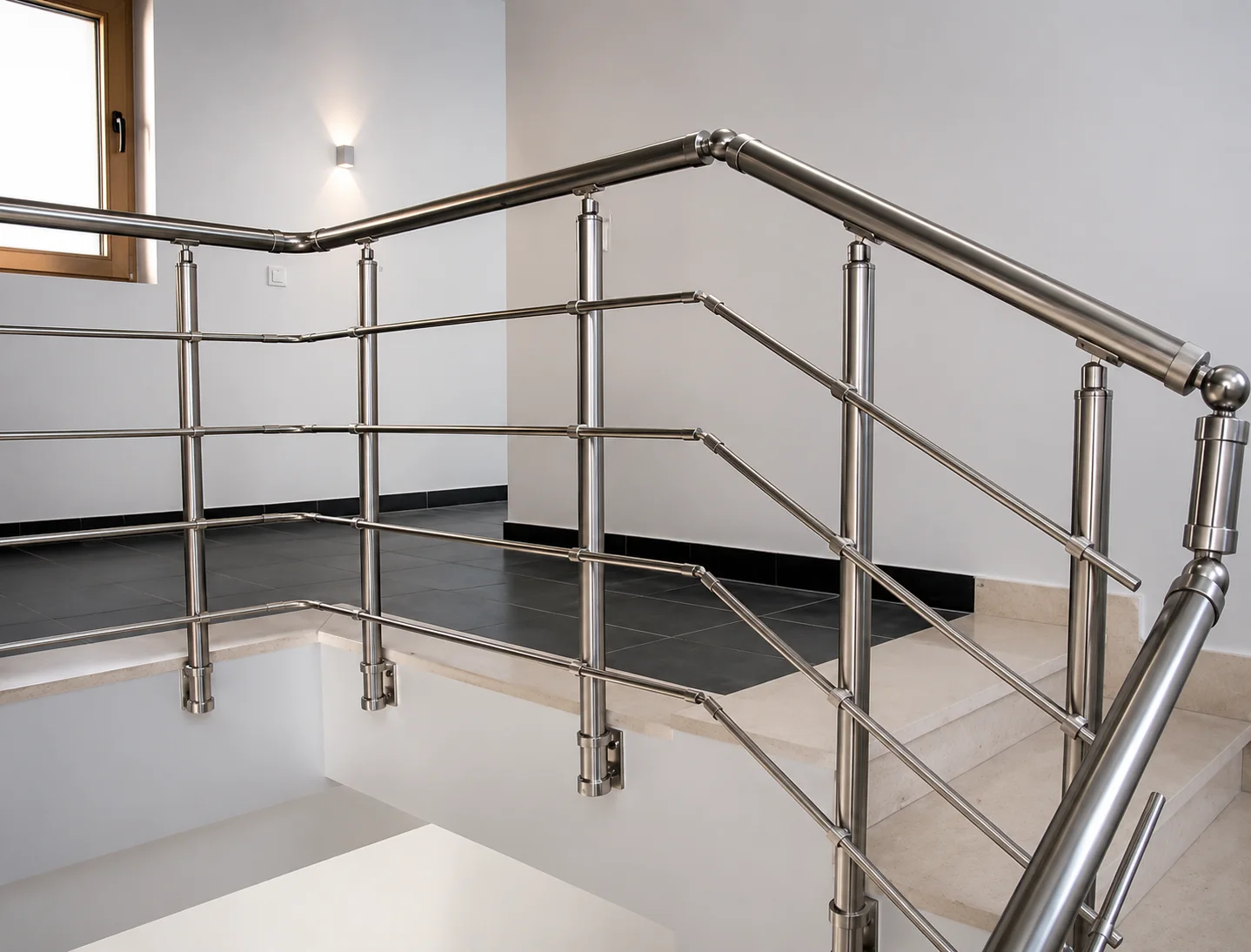 une rampe d'escalier INOX